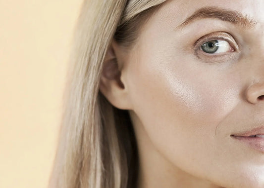Cómo conseguir una piel luminosa: tu efecto glow con Freshly Cosmetics